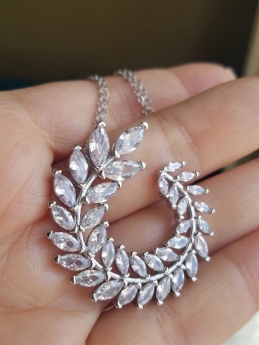 Swarovski Elements 925 Sterling Silver Marquis Wreath Pendant Necklace NEW